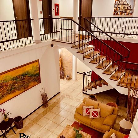 Buenavista Inn Майкетія Екстер'єр фото