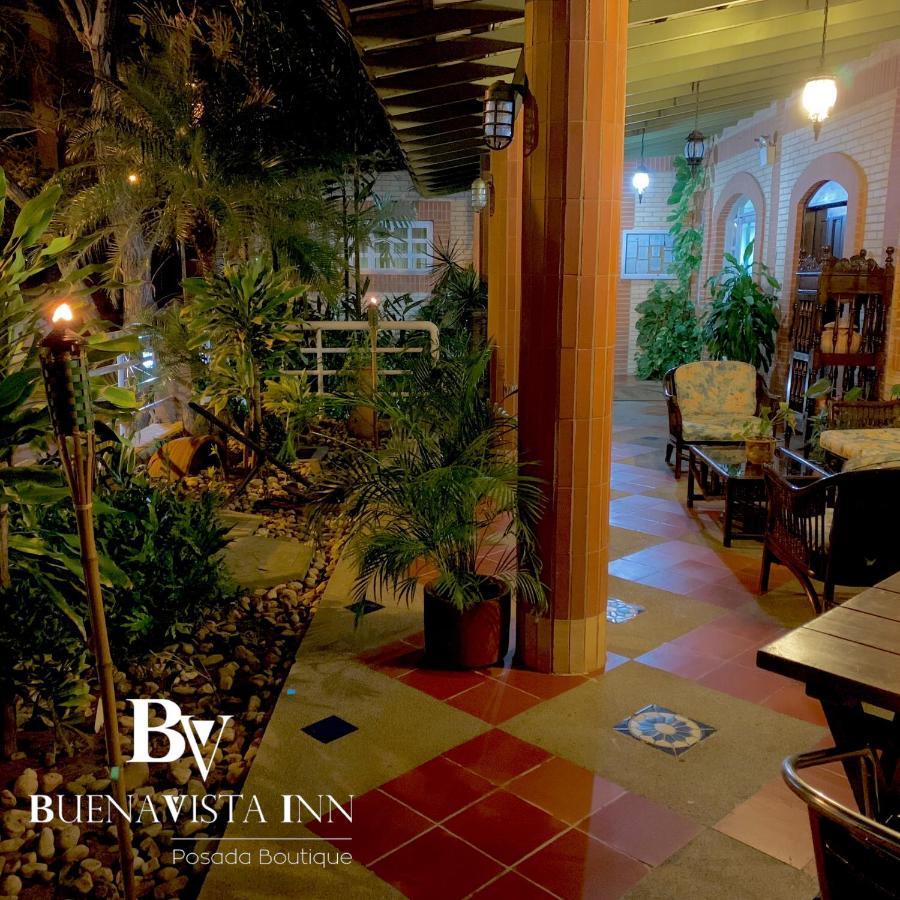 Buenavista Inn Майкетія Екстер'єр фото